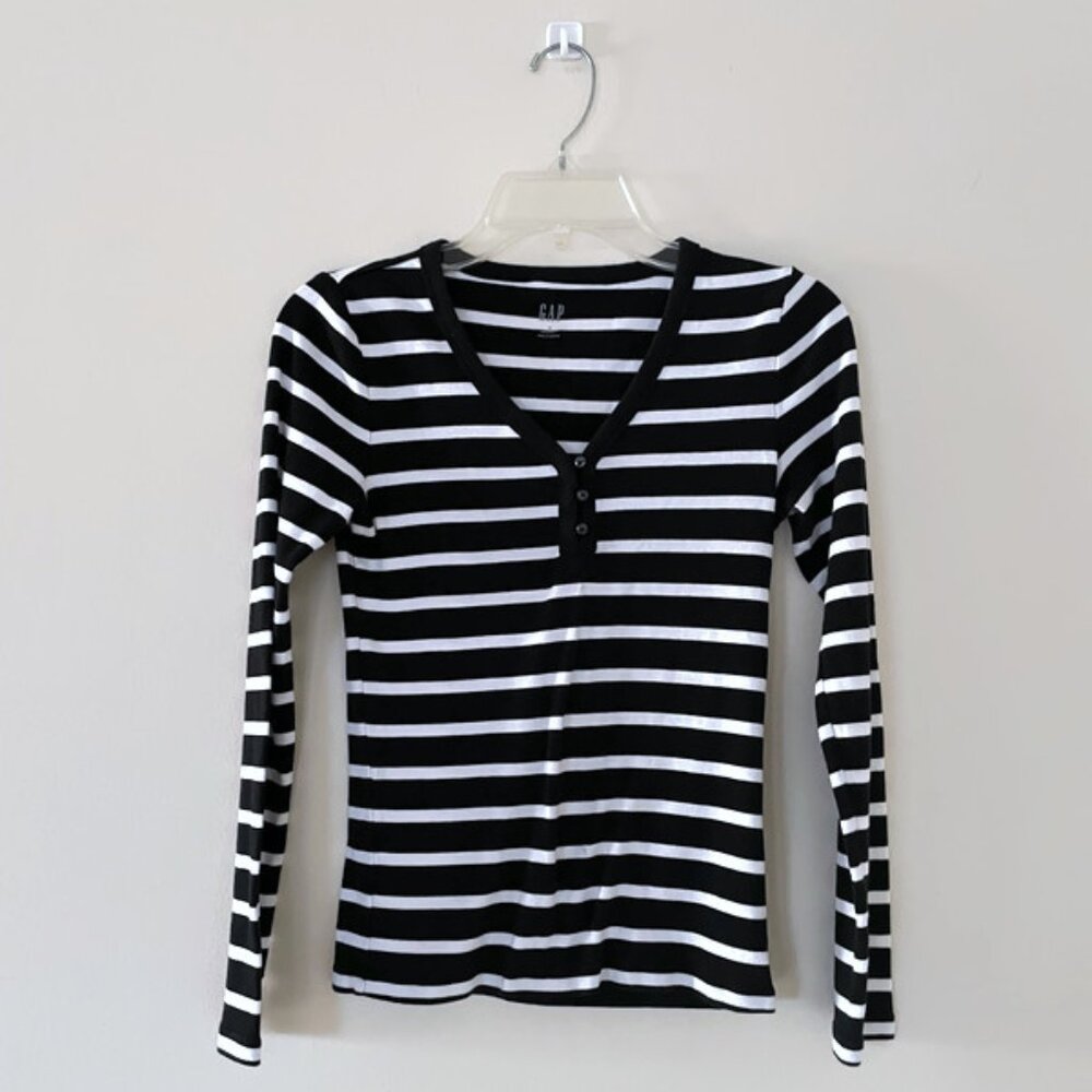 Striped V neck sweater, Lightweight blouse ✿